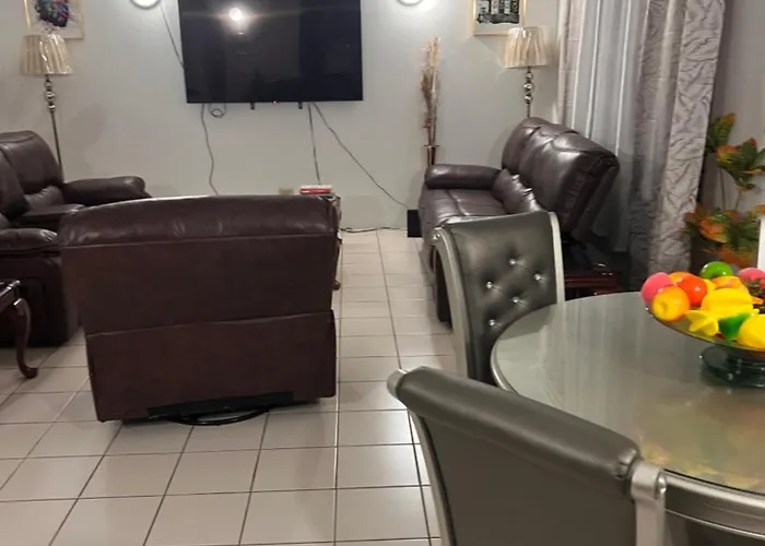 Homestay Spring Montego Bay